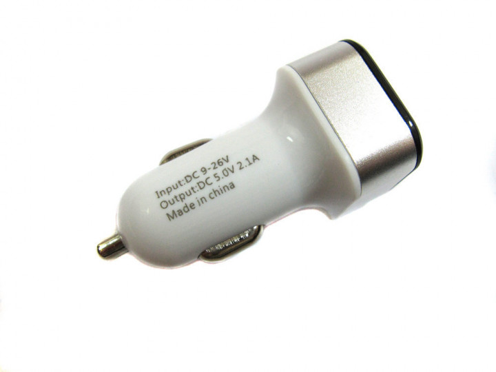 Автомобильное зарядное устройство 12v USB HC-1 