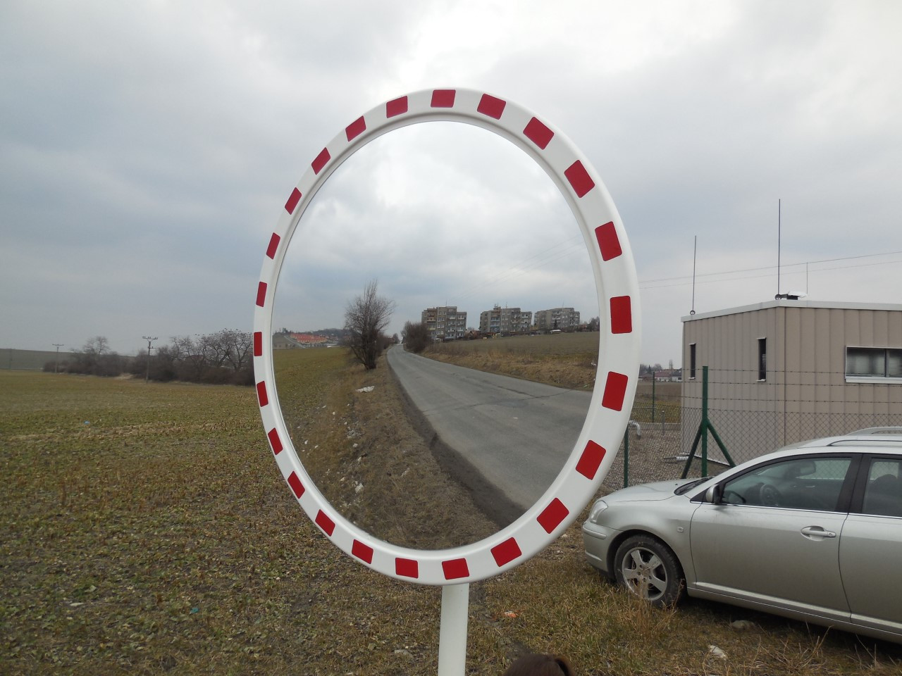 Сферическое дорожное  зеркало Mega d750 мм Megaplast