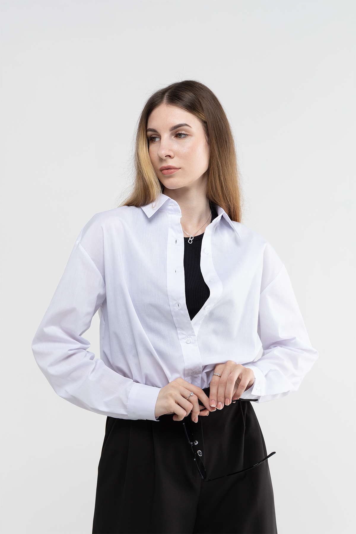 Рубашка однотонная женская OnMe CTM OM-WTC02329 S Белый (2000989924418)