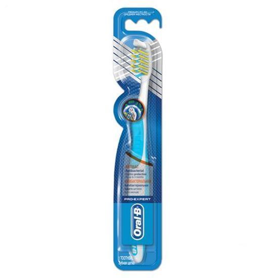 Зубна щітка ORAL-B ProExpert Антибактеріальна 40, середня (MM00380)