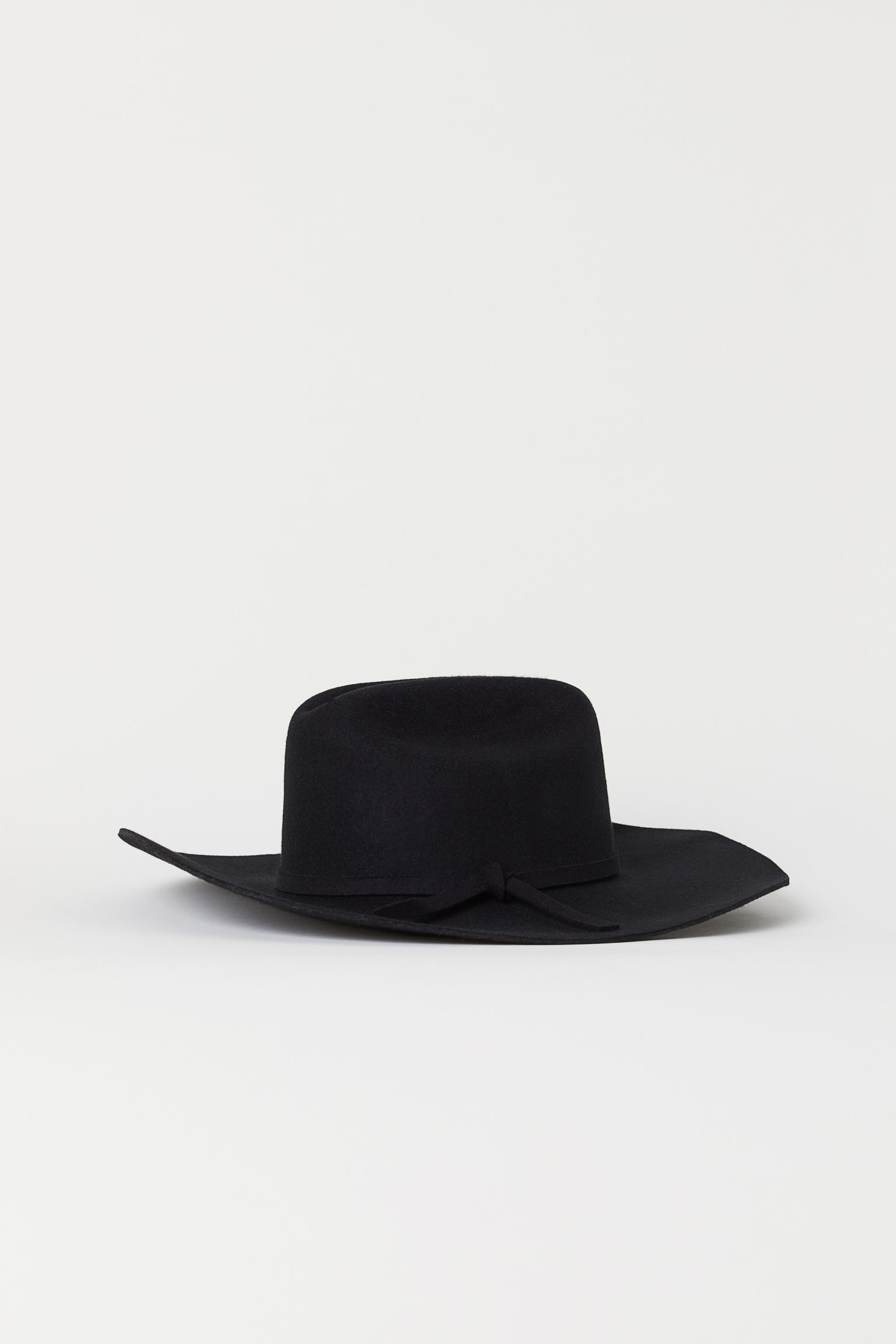 Шляпа H&M L/58 черный 401708507