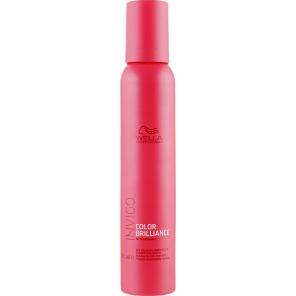 Витаминный мусс для окрашенных волос Wella Professionals Brilliance Mousse 200 мл (8005610633183)