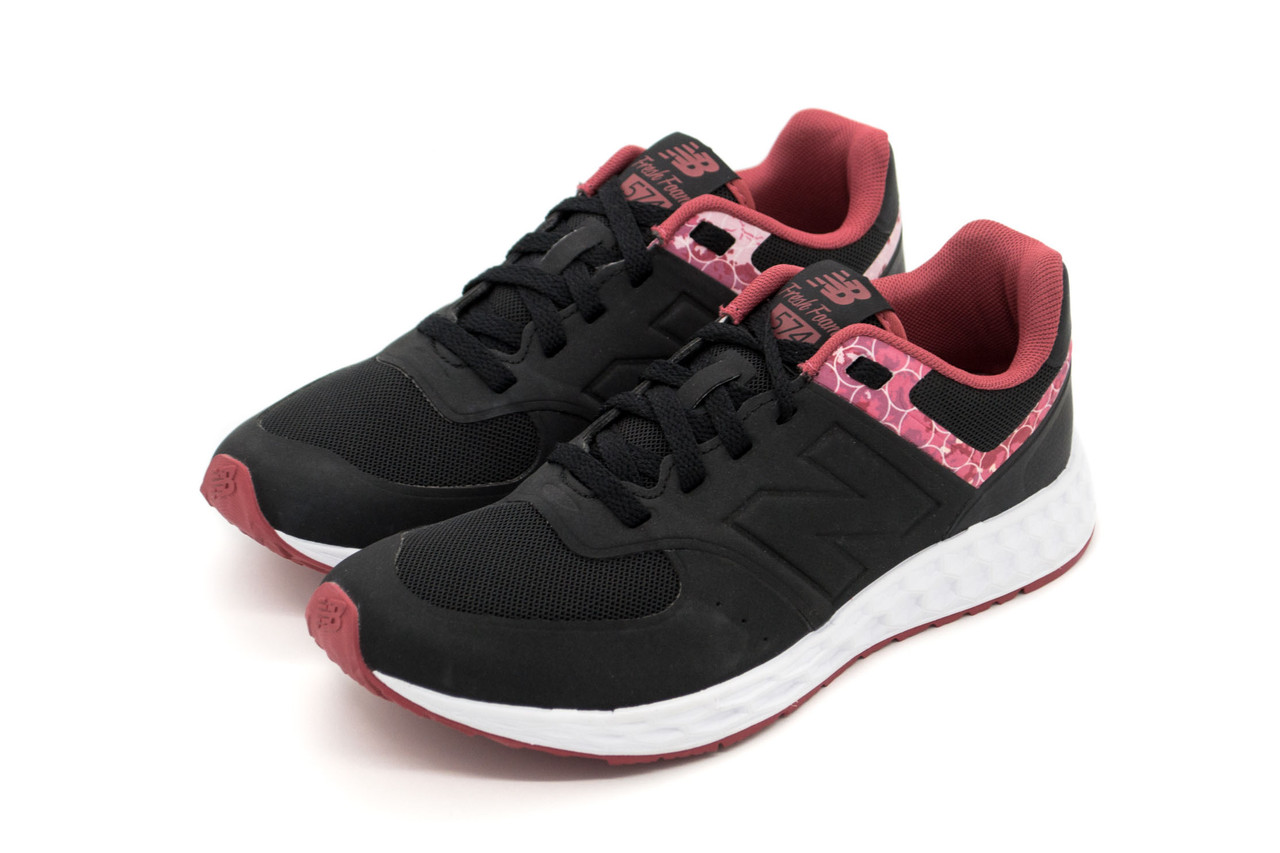 Кроссовки женские New Balance 38,5 Черные